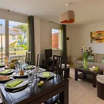 Lagrange Les Terrasses Des Embiez Aparthotel