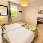 Lagrange Les Terrasses Des Embiez Aparthotel 4*
