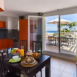 Lagrange Les Terrasses Des Embiez アパートホテル 4*