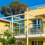 Lagrange Les Terrasses Des Embiez Apartahotel