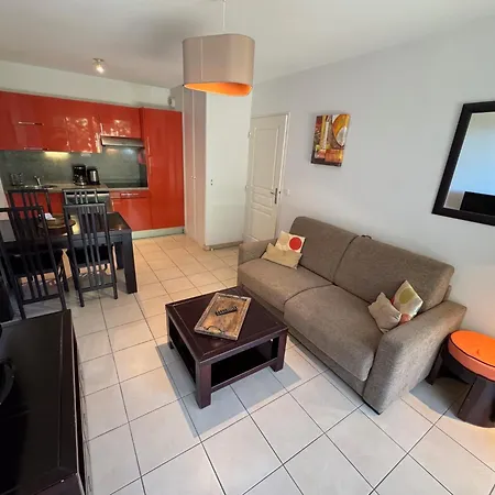 Aparthotel Lagrange Les Terrasses Des Embiez
