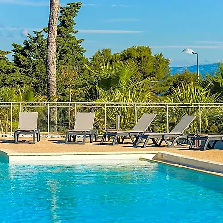 Lagrange Les Terrasses Des Embiez Aparthotel