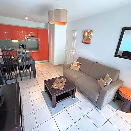 Lagrange Les Terrasses Des Embiez Aparthotel 4*