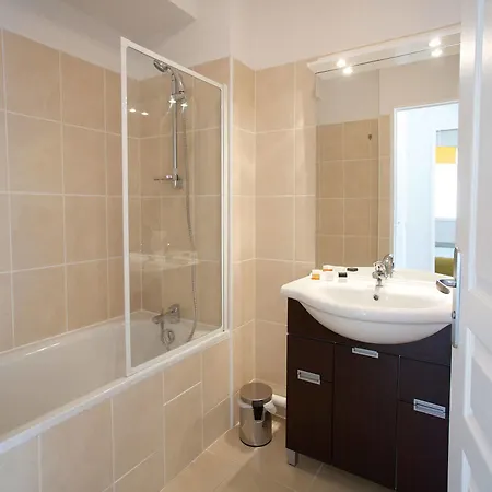 Lagrange Les Terrasses Des Embiez Aparthotel Six-Fours-les-Plages
