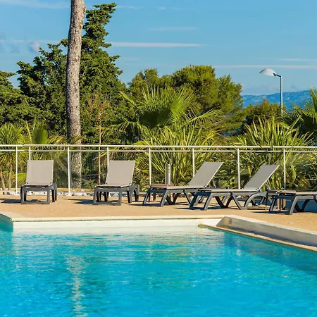 Lagrange Les Terrasses Des Embiez Aparthotel 4*